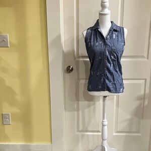 Big Dogs Resort Wear Sleeveless Shirt Size Small/Summer